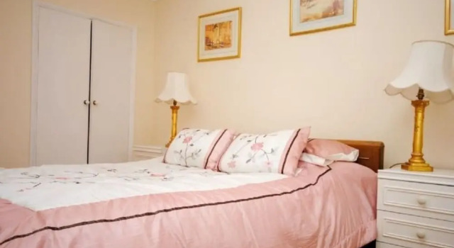 Annies Cottage, Emsworth 400255, Book Hotel Hoteller i Emsworth med parkering, Parkering