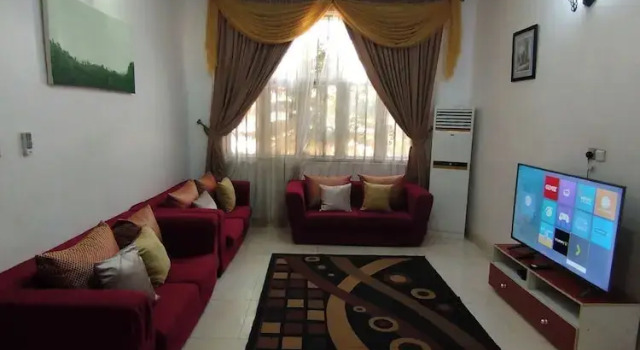 Апартаменты Economy Hillview Apartments