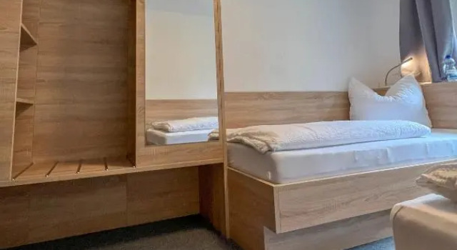 Двухместный номер Economy Mountain Hostel City