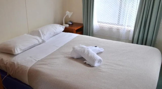 Coles Bay Waterfronter 1, Забронировать Отель Бизнес-отели Коулс-Бей, 4* 5*