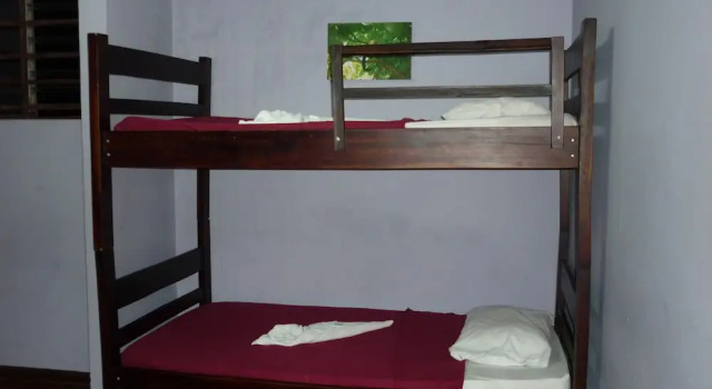 Cala Inn B&B Airport
