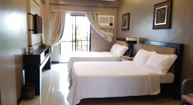 Camera doppia Deluxe con balcone Belize Tagaytay