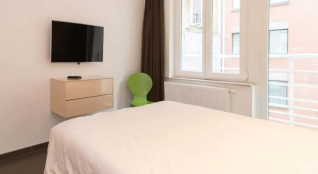 Stunning Apartment by the sea in Ostend, Забронировать Апартаменты/квартира Отели Остенде с парковкой, рядом с Wapenplein Square, Парковка