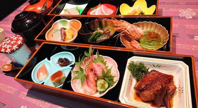 Izuhatake Onsen Seizan, Boek Hotel Hotels in Tokai met parkeren, Parkeren