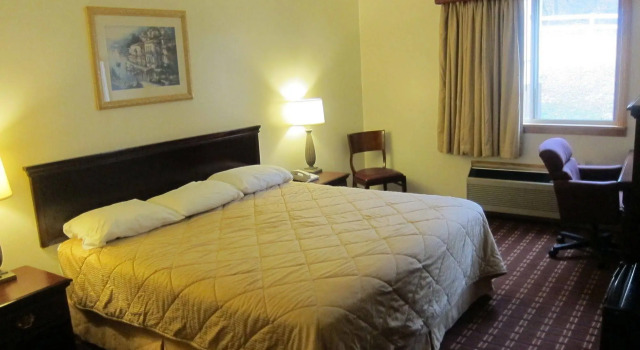 Mountaineer Inn, Buchen Sie Hotel Philippi 