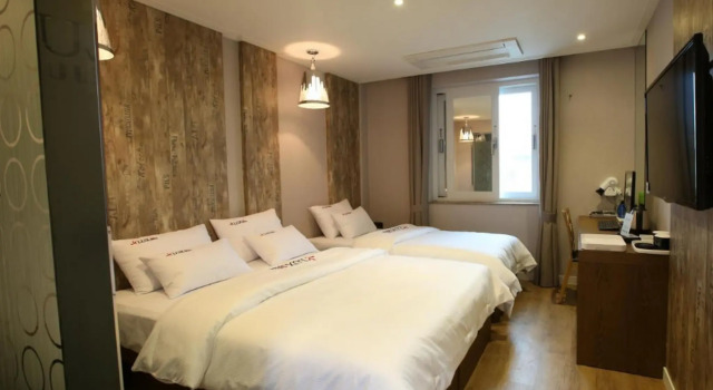 Двухместный номер Standard Jeju Lux Hotel