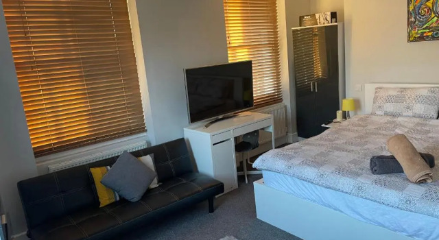 Camden Large 2 Bedroom Flat Guest House, Забронировать Гостевой дом Гостевые дома Лондона, рядом с Театр Roundhouse, Гостевой дом