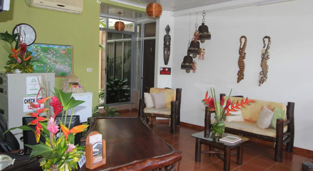 Hotel Arenal by Regina, Prenota Hotel Hotel economici a Alajuela