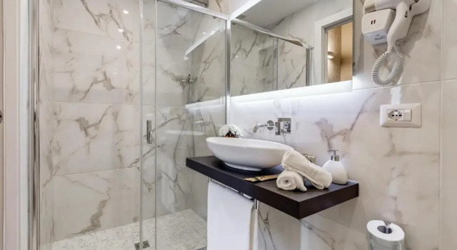 Полулюкс Trevi Private Suites by Premium Suites Collection