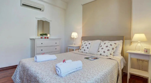 SunnyVillas: 3BR Super Cozy Villa☆Private Pool☆BBQ - Villa Falcon, Забронировать Вилла Коттеджи Паралимни, Коттедж