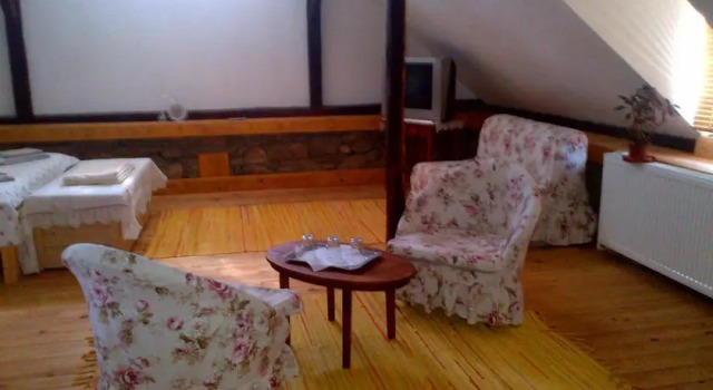 Casa lui Craciun, Varaa Hotelli  