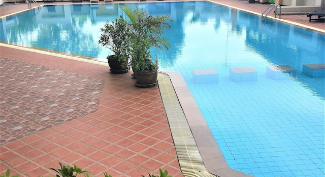Апартаменты Spacious 2-bedroom Family Condo With Pool View 10th Floor, Angket Hip Residenc