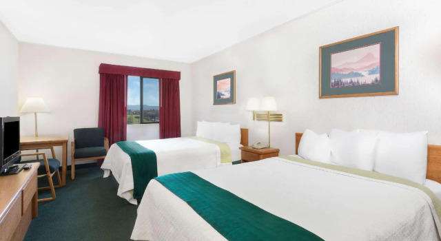 Camera quadrupla Standard Wingate by Wyndham Butte City Center