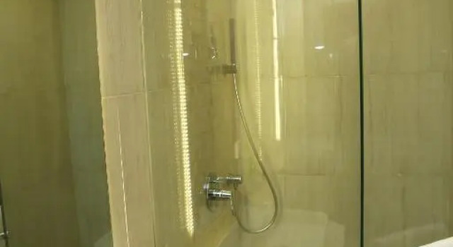 Deluxe Suite Falettis Grand Hotel Multan