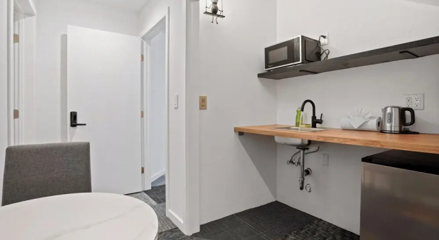 Студия Standard Peaceful 1BR Stay - Golf & Beach