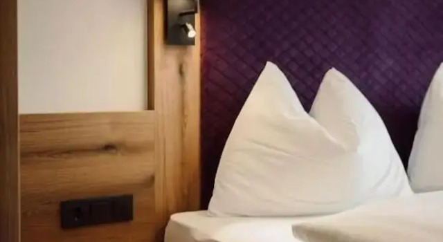 Семейный номер Standard с балконом Hotel Lerch