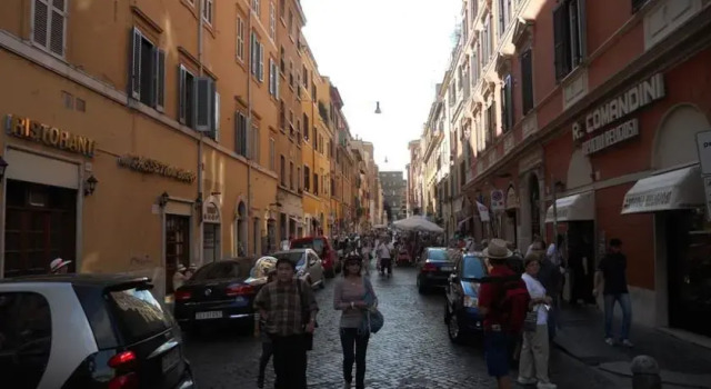 Chez Toi In Vatican