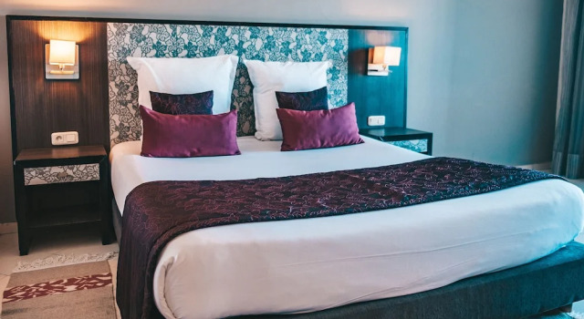 Четырёхместный номер Standard с видом на море Rosa Beach Hotel	