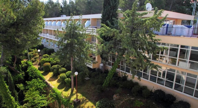 Hotel Cavtat, Забронировать Отель Цавтат Cavtat Coast, рядом с Пляж Циста Лука 1