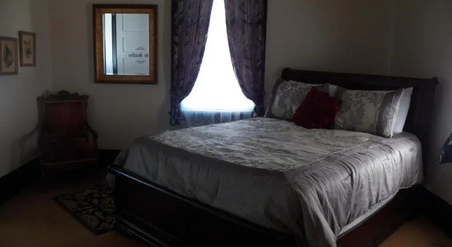 Номер Deluxe Grand Victorian Inn