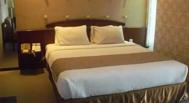 Camera Deluxe Hotel Nyland Cipaganti
