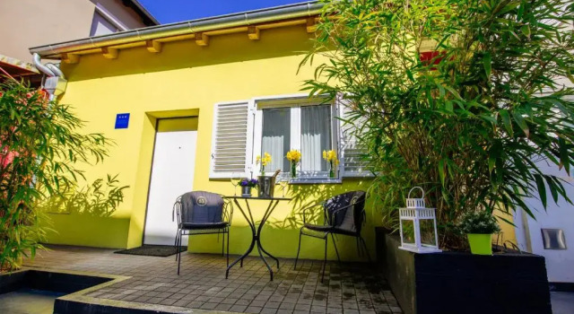 Studio Apartment 63 - 1