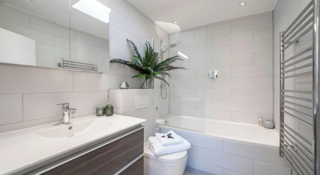 Коттедж Kensington Oasis Central London 2BR Private House Near Harrods Kensington Palace and other London attractions