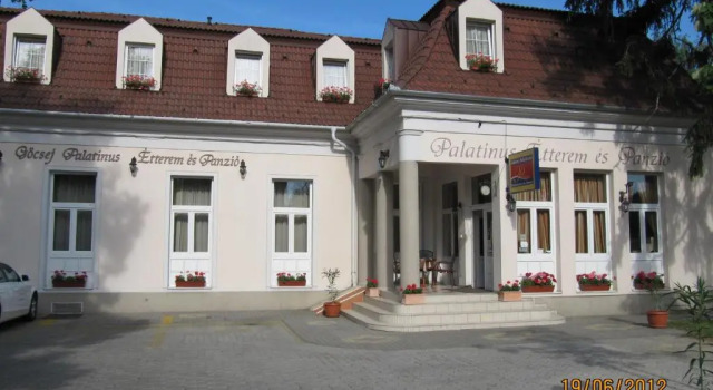 Göcsej Palatinus Panzió és Étterem, Book Hotel Hoteller i Western Transdanubia med parkering, Parkering