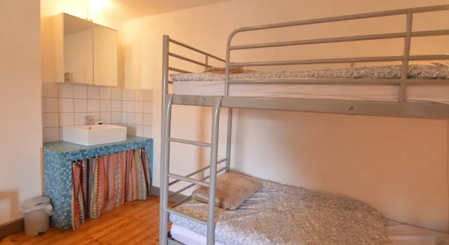 Holiday Home in Heppenbach With Garden, Rezervasyon Tatil Evi Amel Liege