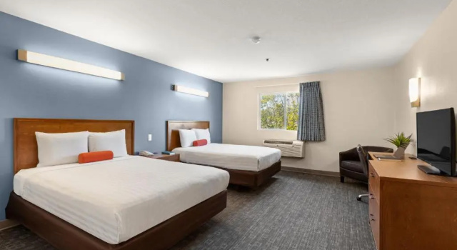 Четырёхместный номер Standard Good Nite Inn Fremont