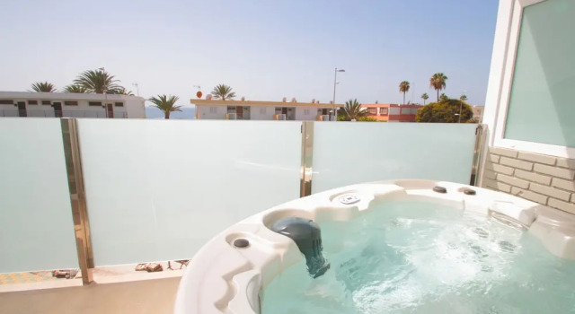 Полулюкс HL Suites Nardos - Only Adults