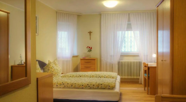 Kloster Maria Hilf, Réserver Hôtel Bühl 