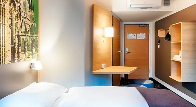 Номер Standard B&B Hotel Aachen-City