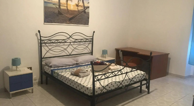B&B Cagliari Ariosto, Забронировать Отель «постель и завтрак» Отели Кальяри с парковкой, Парковка