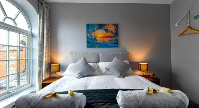 The Penthouse Gathering Wrexham (Sleeps 16), Prenota Hotel Wrexham Clwyd
