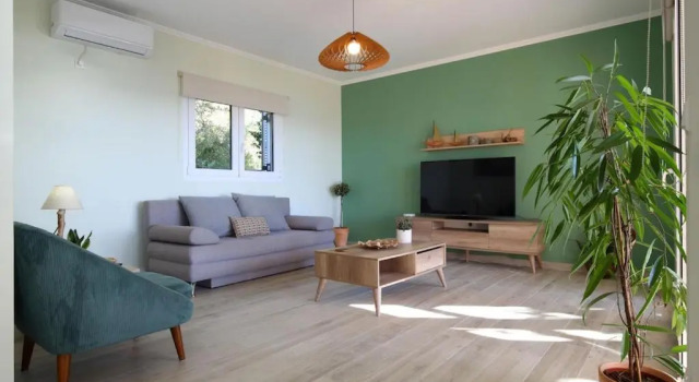 Villa Melias, luxurious villa with superb view of the islands, 400 m from the sea