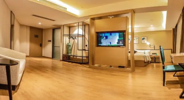 Люкс Marriott Hotel (Luohe High Speed Railway West Station Branch)