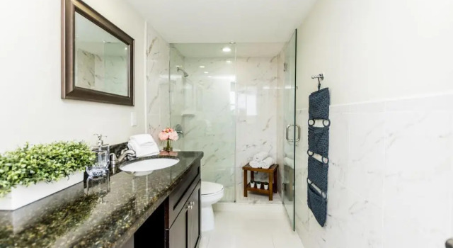 Апартаменты Ocean Beach Condo 3BR On the Sand 505