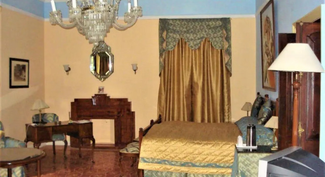 Люкс WelcomHeritage Taragarh Palace