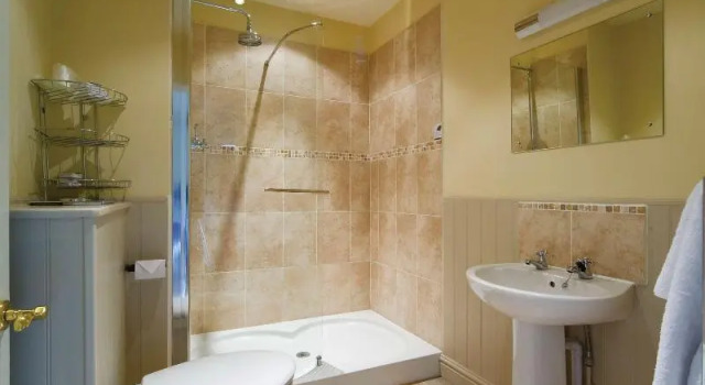 Двухместный номер Standard с балконом Best Western Limpley Stoke Hotel
