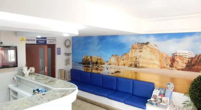 Squash Club Apartamentos, Забронировать Апартаменты/квартира Отели Портиман с парковкой, рядом с Музей Портимао, Парковка
