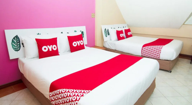 Люкс OYO 534 Phasuk Hotel