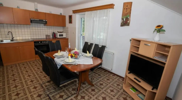 Апартаменты с балконом Apartments Orel