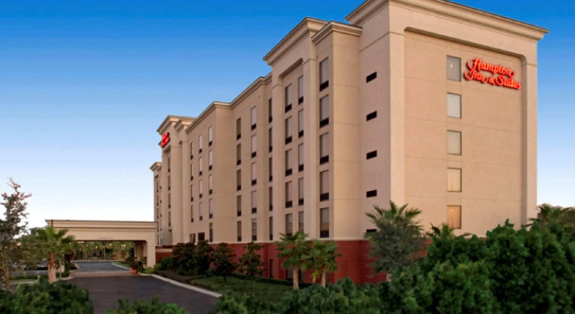 Hampton Inn & Suites Orlando Intl Dr N, Buchen Sie Hotel Doctor Phillips USA