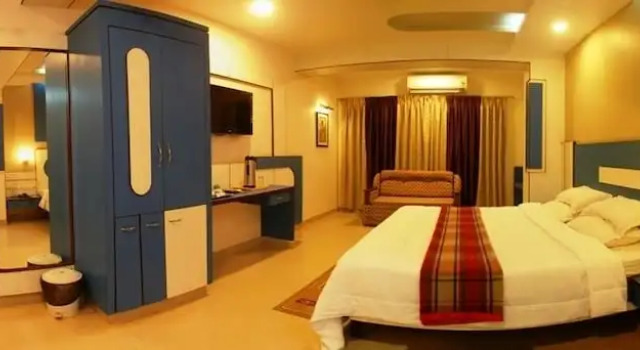 Студия Royal Nayak Beach Resort