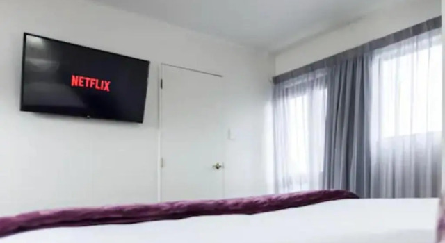 Апартаменты Drovers Motor Inn