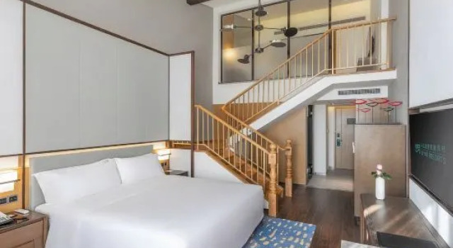 Люкс Дуплекс с видом на озеро Qiyue Resort