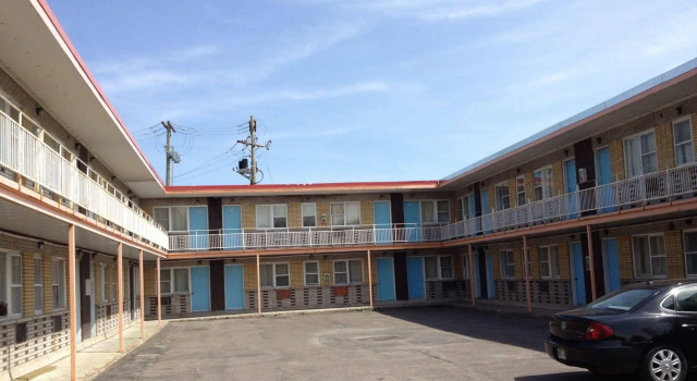 Motel St-Jacques, Rezerwuj Motel Motele w Montreal, Motel