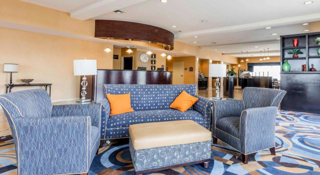 Comfort Suites Pell City, Book Hotel Pell City Alabama