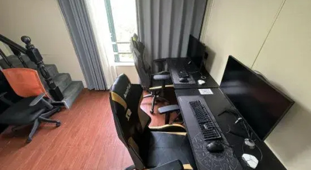 Люкс Deluxe Huanying Guangnian E-Sports Hotel (Miaopu Road)